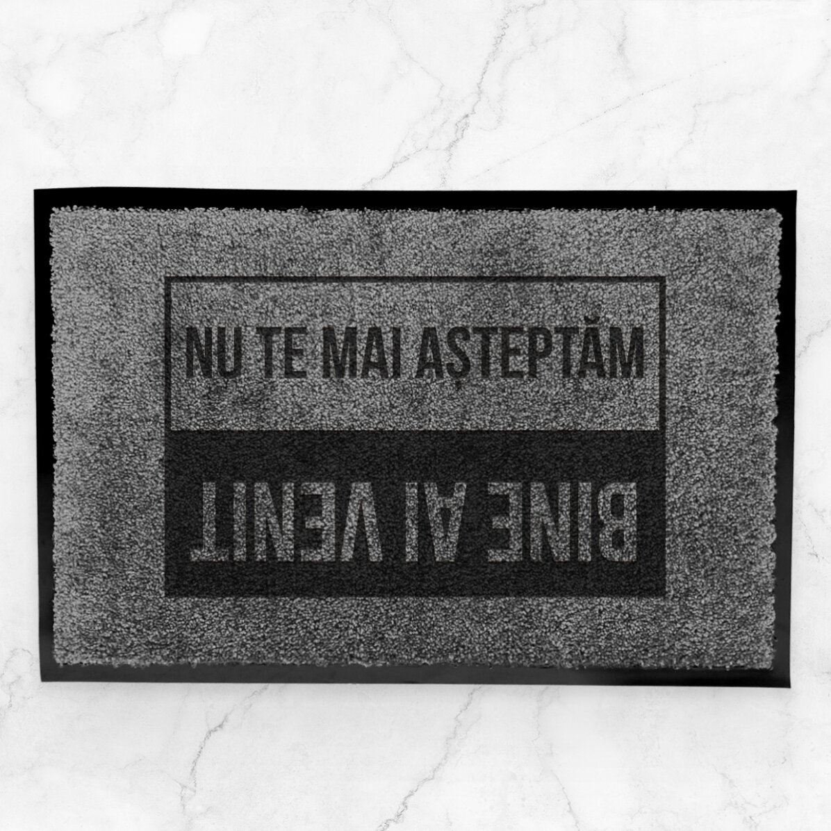 Προσαρμοσμένο χαλί εισόδου εσωτερικού χώρου με κείμενο - Καλώς ήρθες, δεν σε περιμέναμε πια