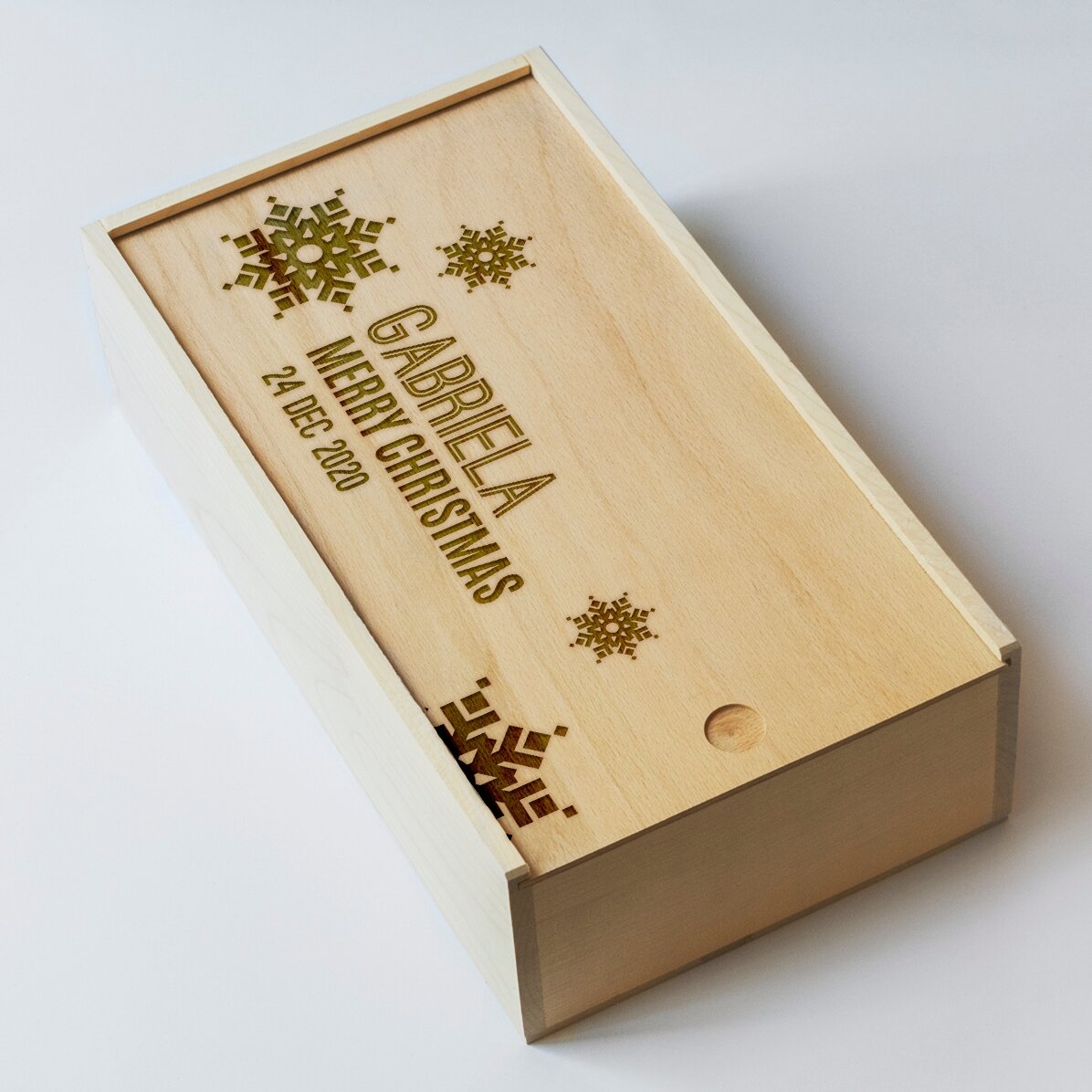 Personalised wooden gift box - Snowflakes