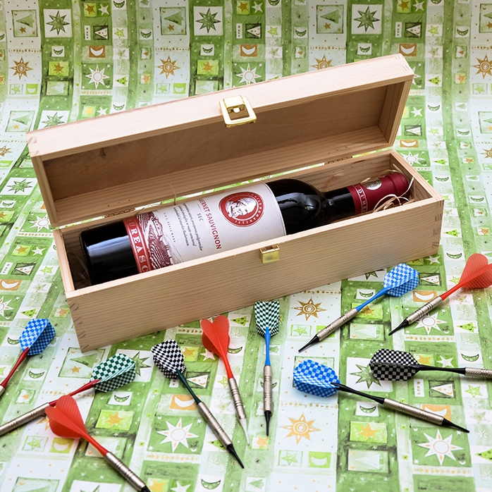 Personalised wine box - Happy Birthday Gift