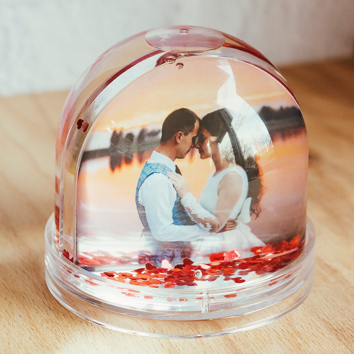 Personalised desk globe with photo and text - Declaration of love