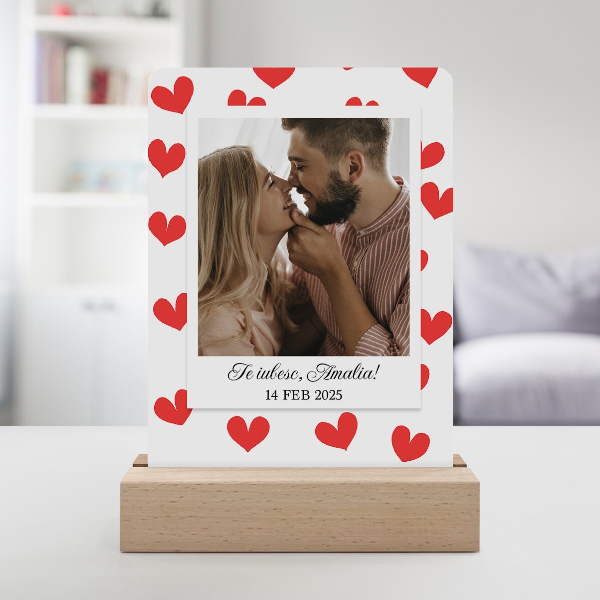 Personalised LED night light with a photo and message - Hearts