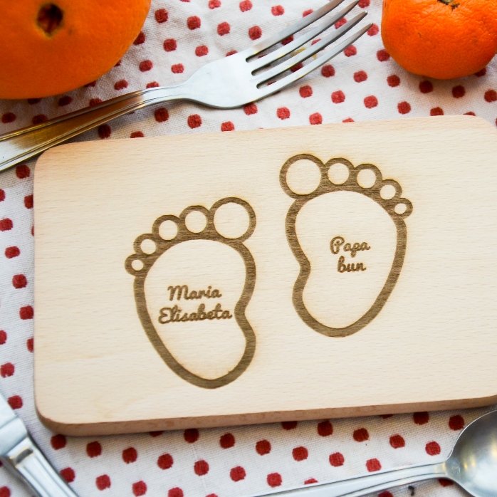 Personalised mini chopping board - Baby