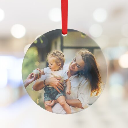 Personalised round ornament with a photo