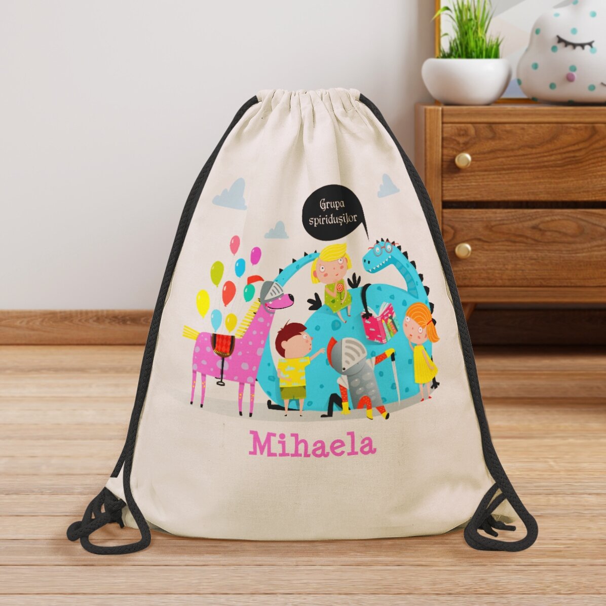Personalised backpack with name - Reading dragon