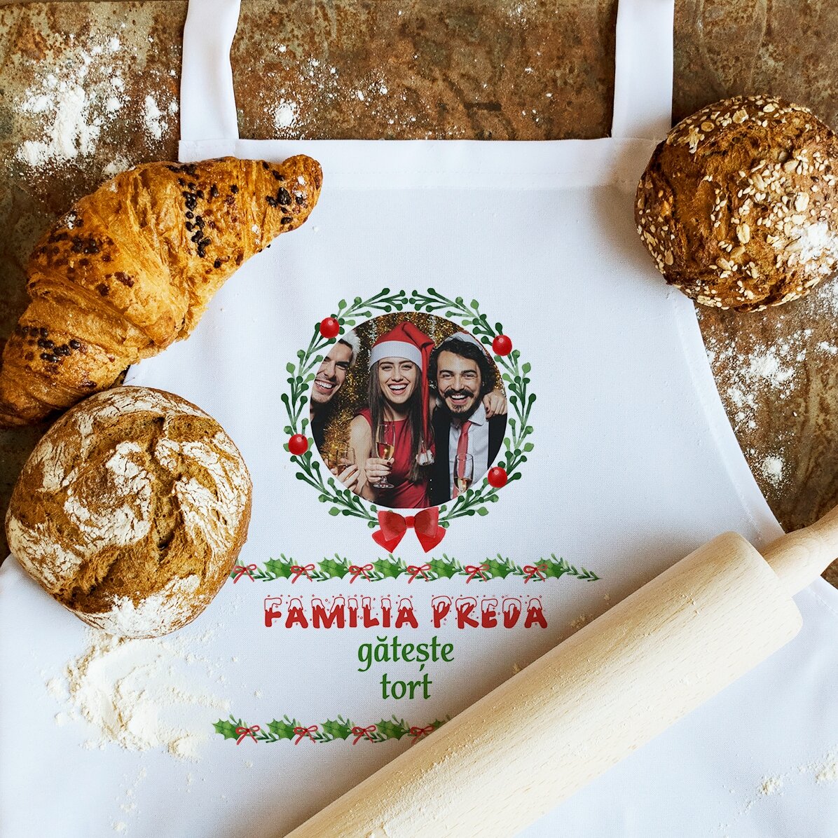 Personalised Christmas apron - The family cooks