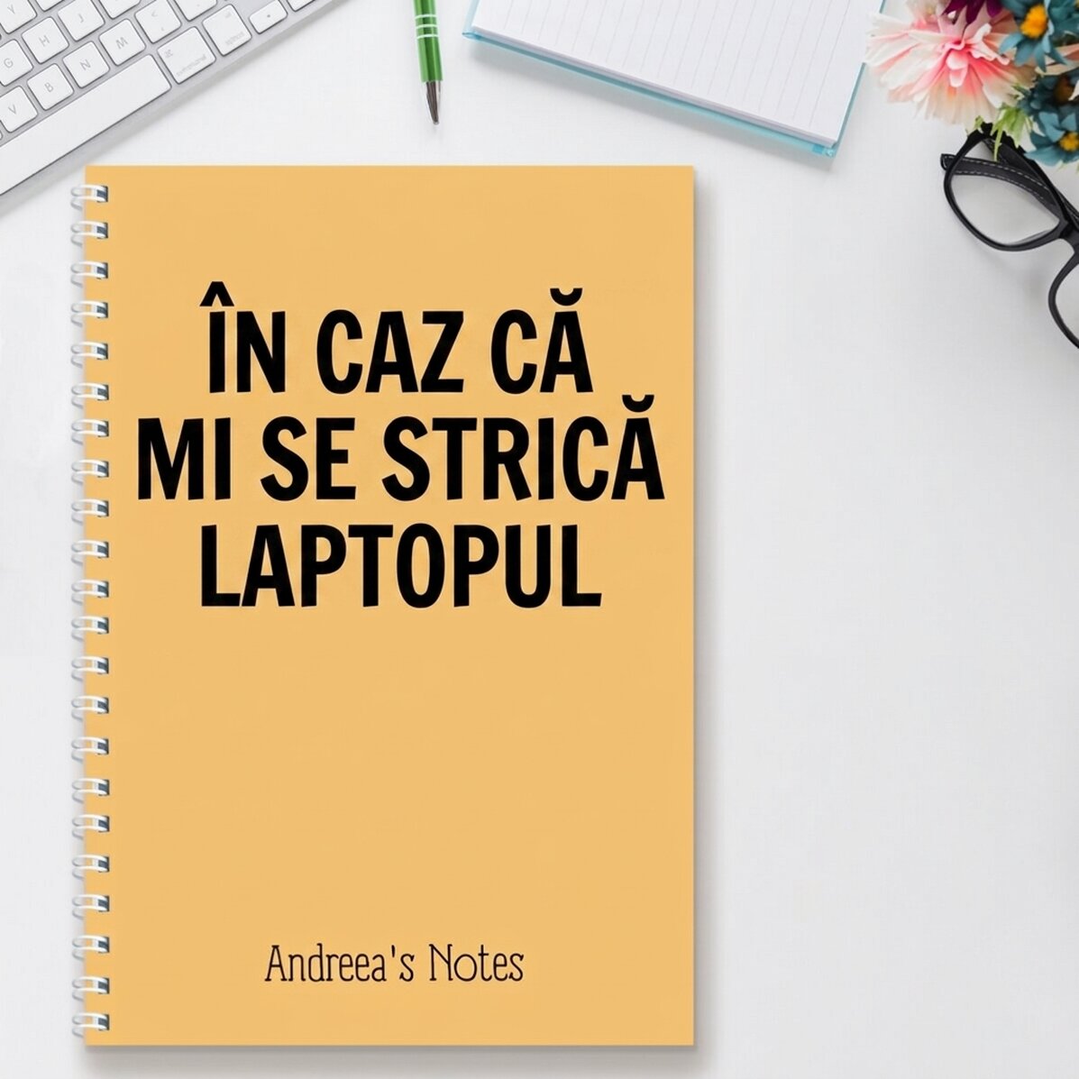 Προσαρμοσμένο σημειωματάριο με κείμενο - Broken Laptop