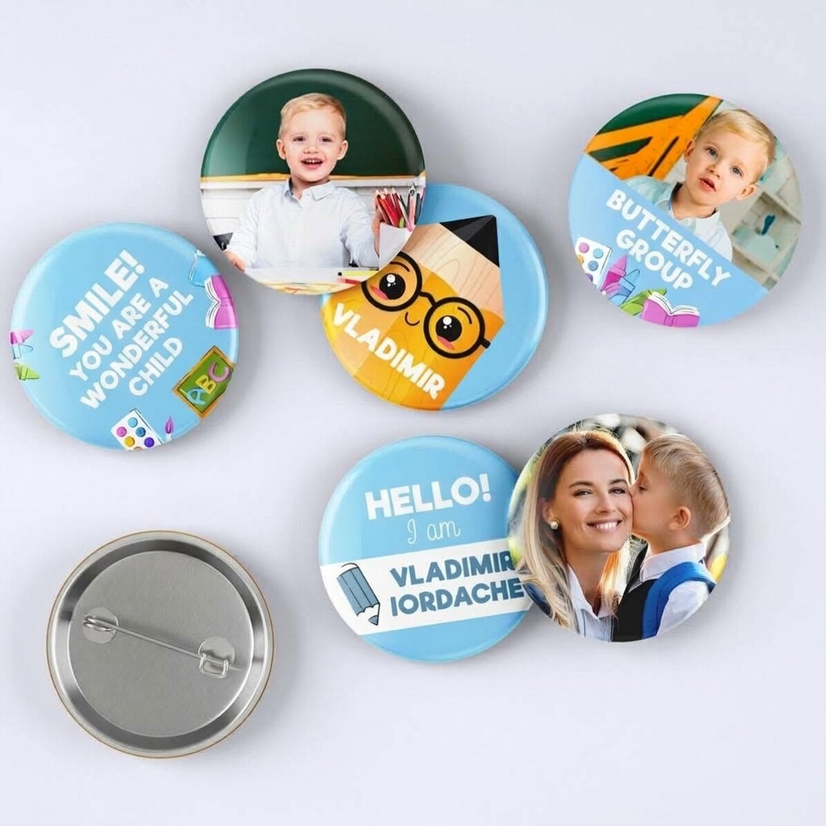 Set of 6 personalised badges with photos and message - Back to School