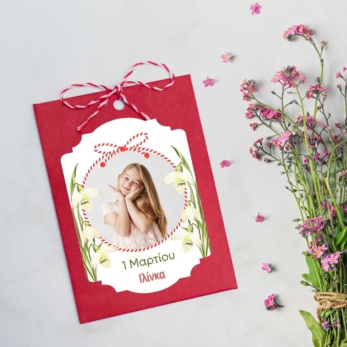 Προσωποποιημένο Martisor που φυτεύεται, με φωτογραφία και μήνυμα - Κρίνες