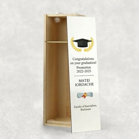 Wine box for a personalised bottle with message - Graduation