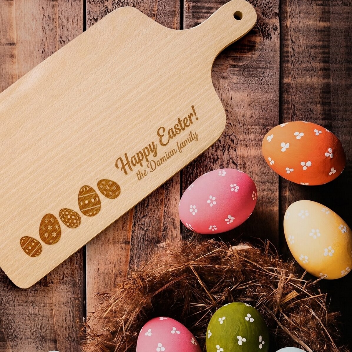 Customised chopping board - Easter egg